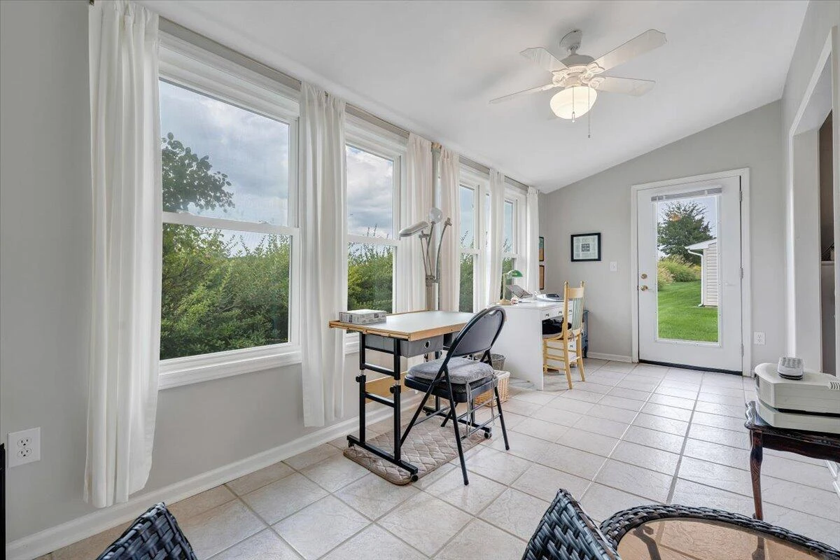 6920 Scotch Pine LN - Photo 20