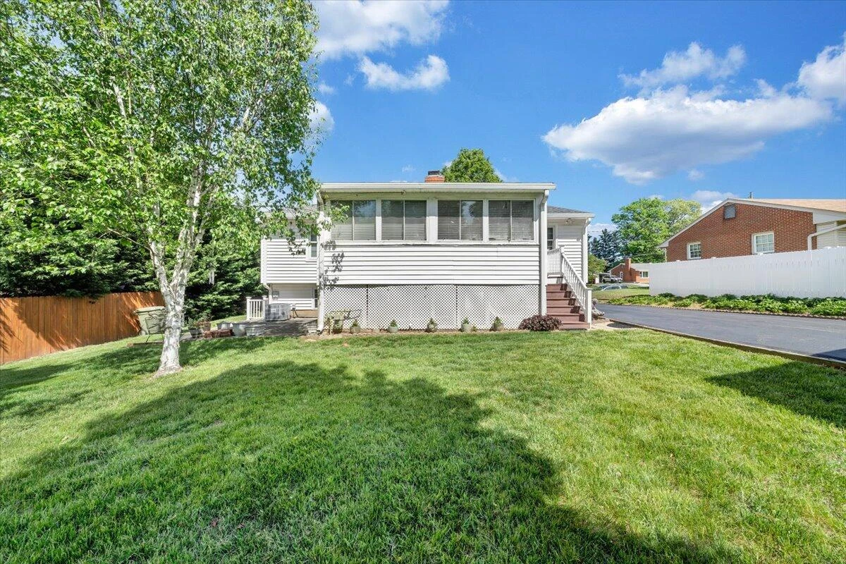 102 Deep Dell RD - Photo 11