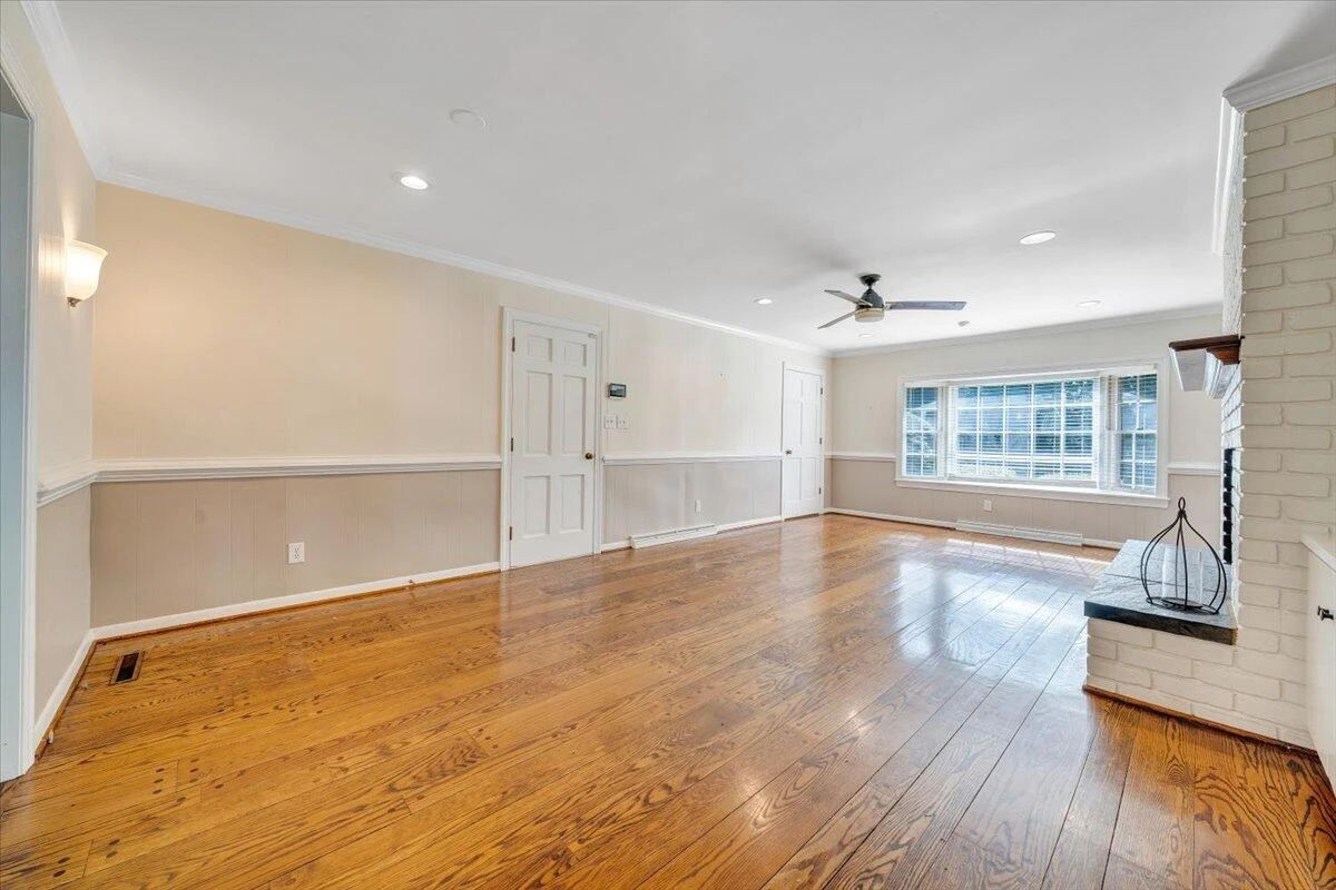 3725 Dogwood LN - Photo 19