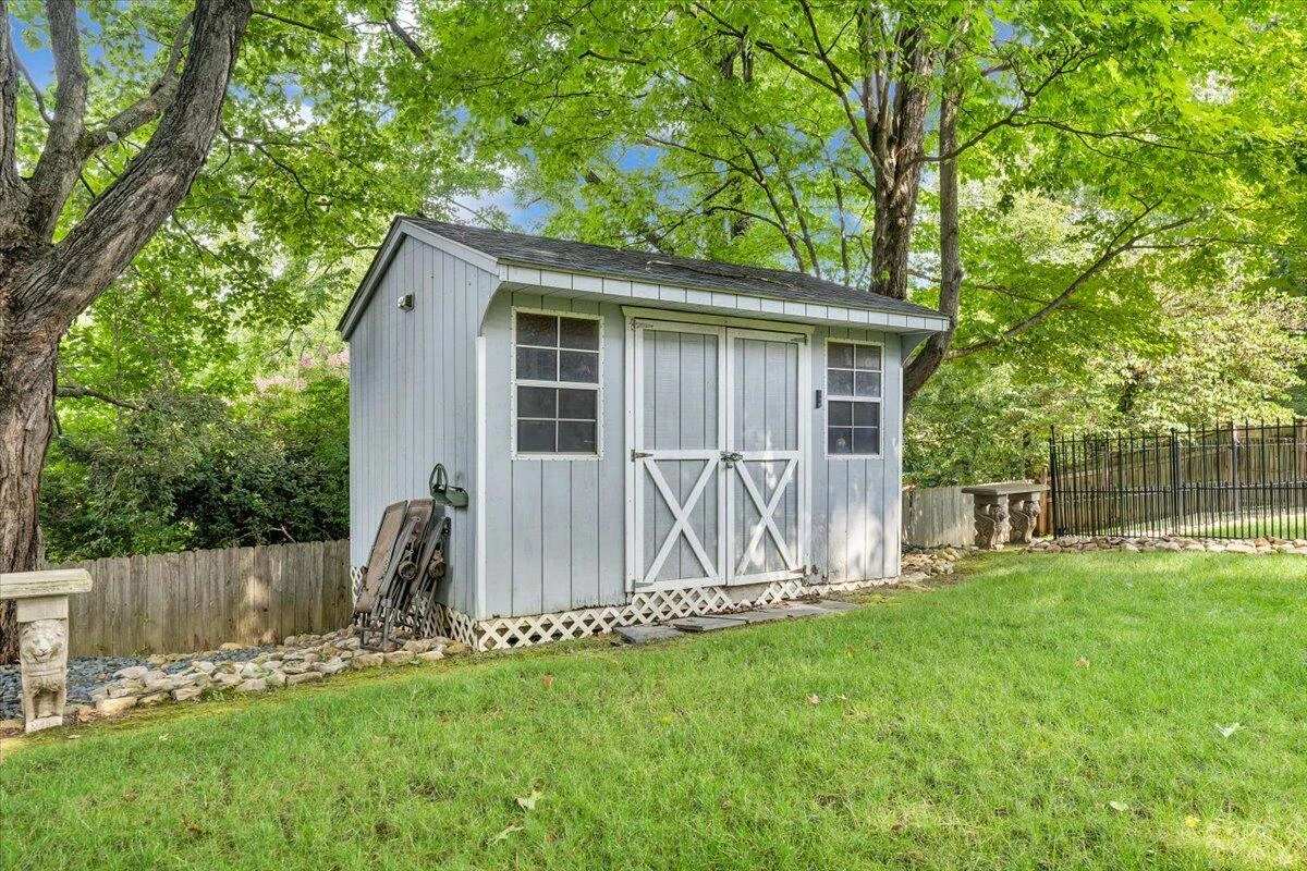 3725 Dogwood LN - Photo 57
