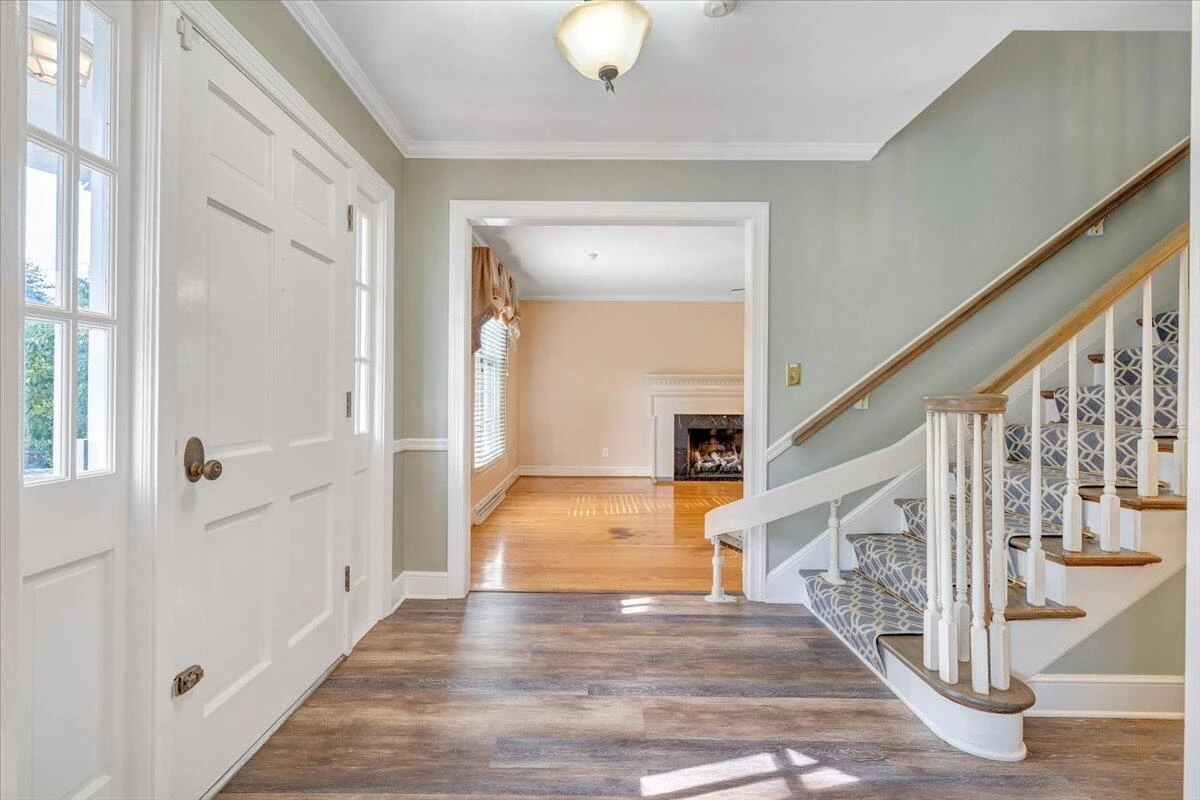 3725 Dogwood LN - Photo 6