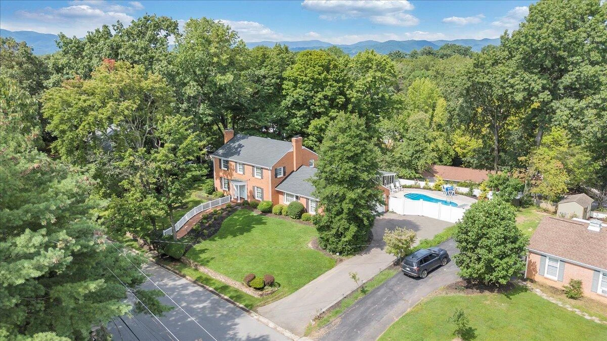 3725 Dogwood LN - Photo 63