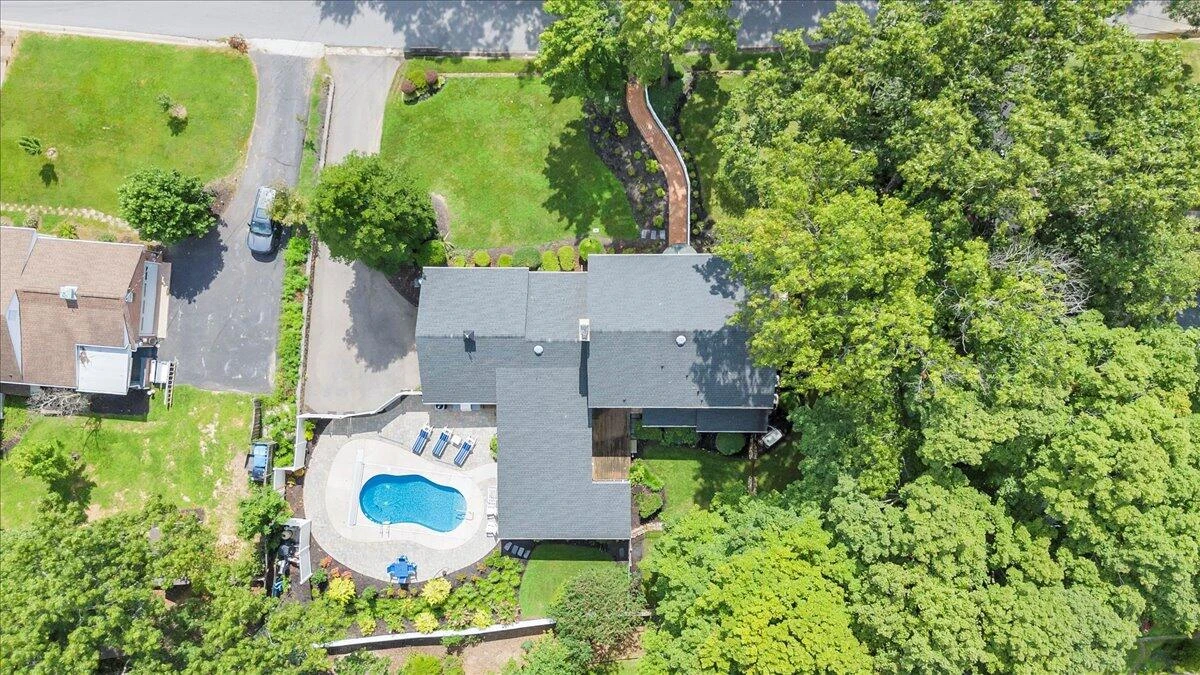 3725 Dogwood LN - Photo 68