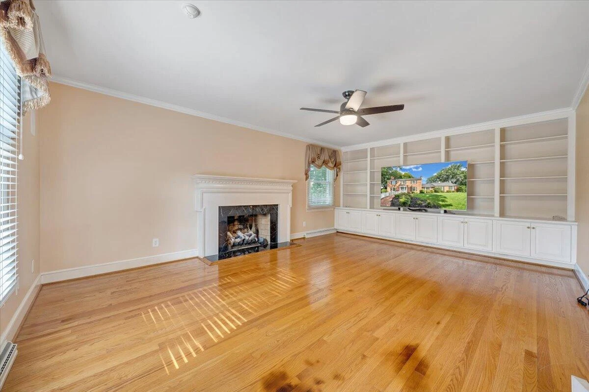 3725 Dogwood LN - Photo 7