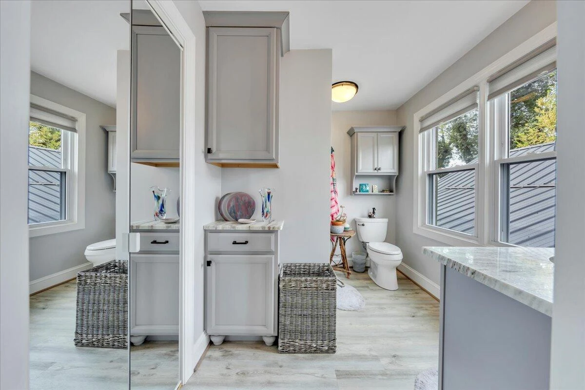 721 Mt Vernon AVE - Photo 20