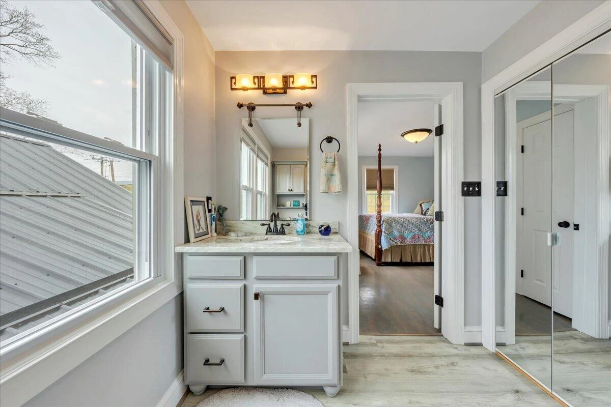 721 Mt Vernon AVE - Photo 22