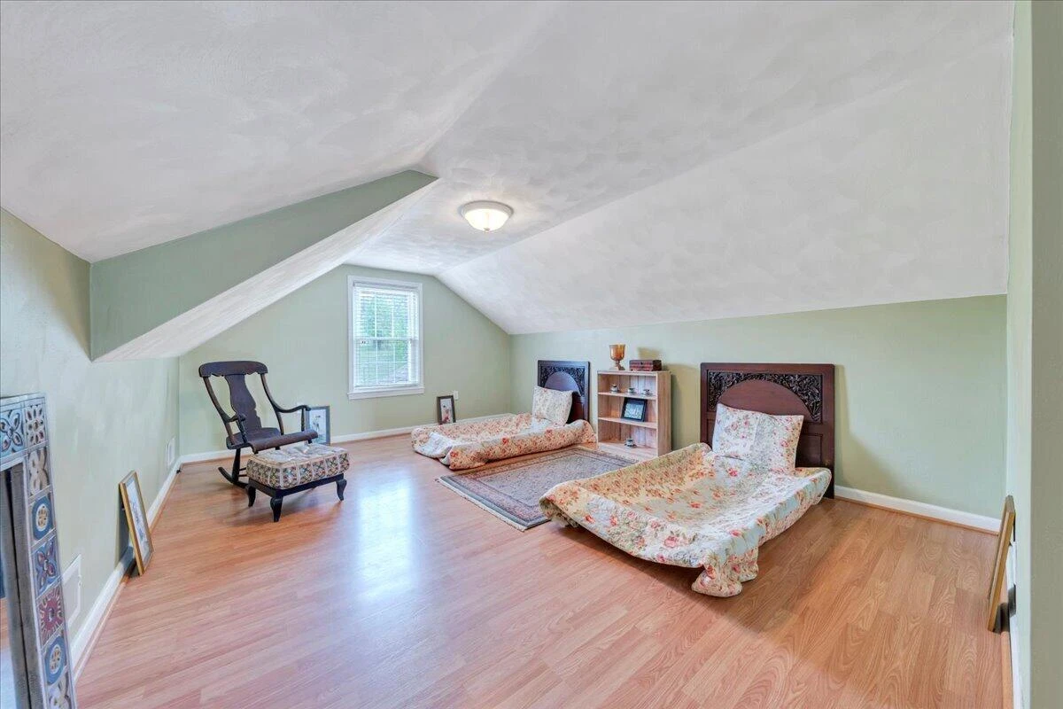 721 Mt Vernon AVE - Photo 25