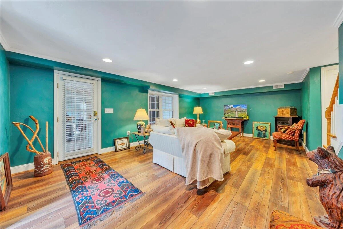 721 Mt Vernon AVE - Photo 34
