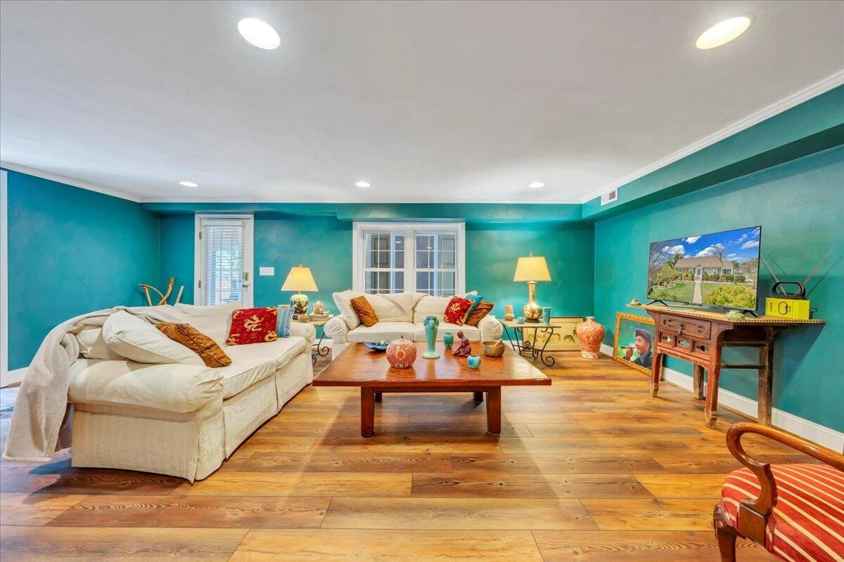 721 Mt Vernon AVE - Photo 35