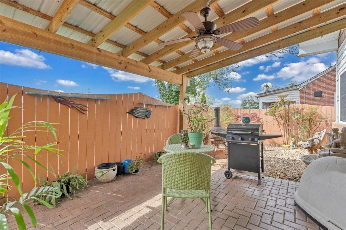 721 Mt Vernon AVE - Photo 44