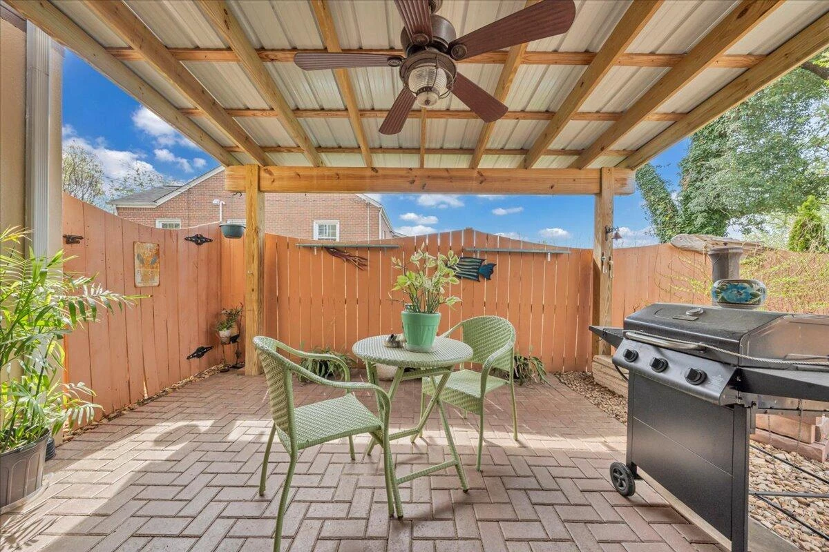 721 Mt Vernon AVE - Photo 49
