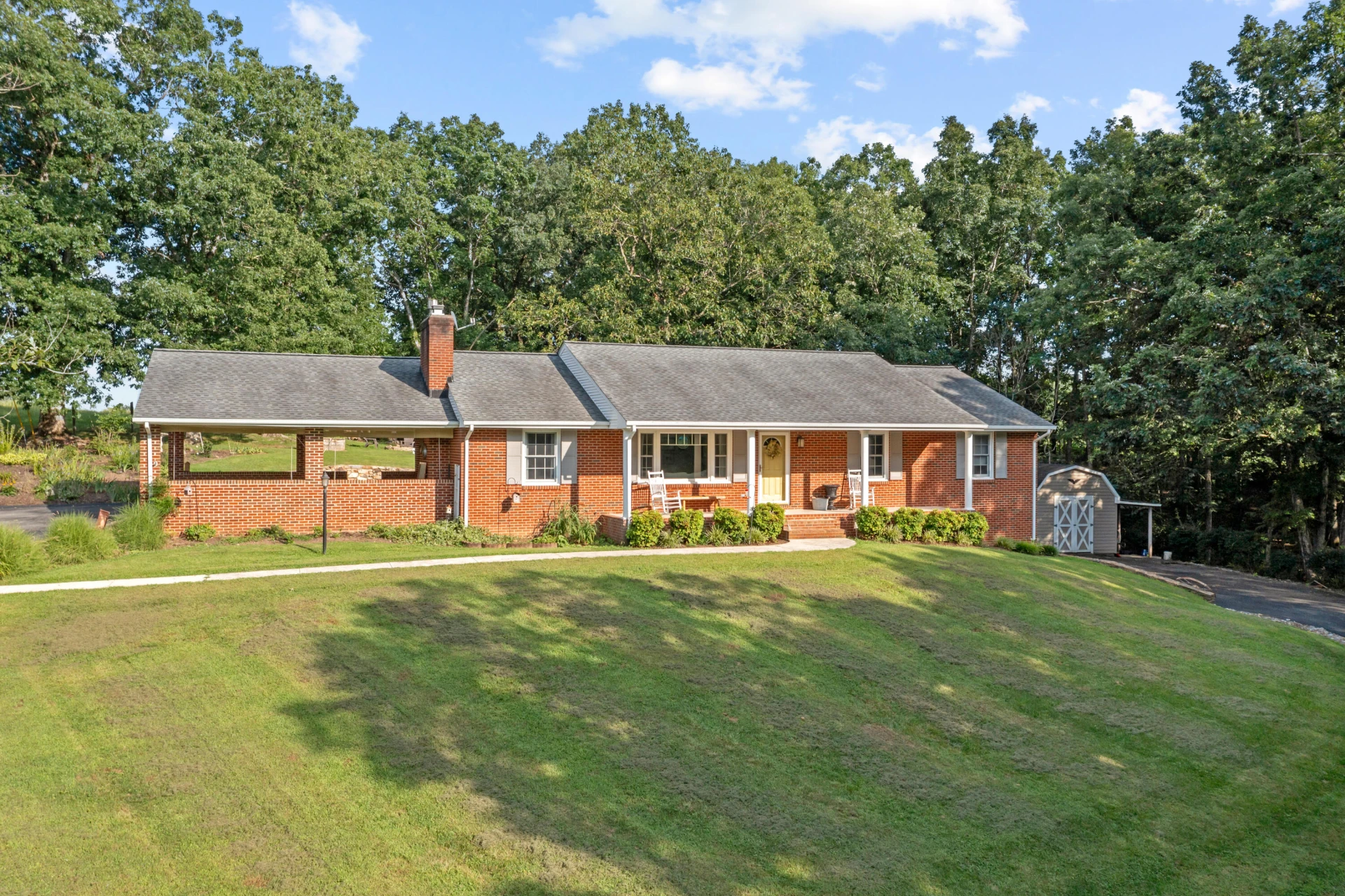 1249 Wind RD - Photo 2