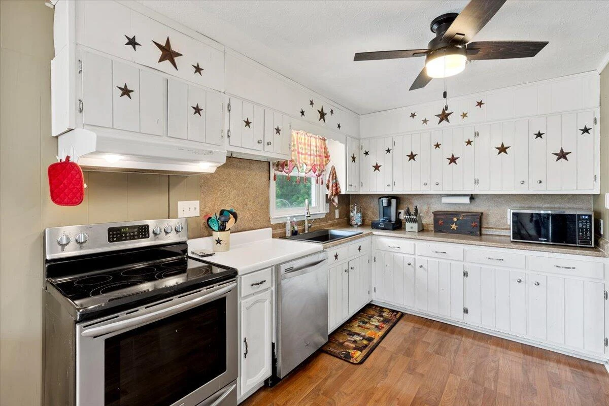4831 Black Hollow RD - Photo 12