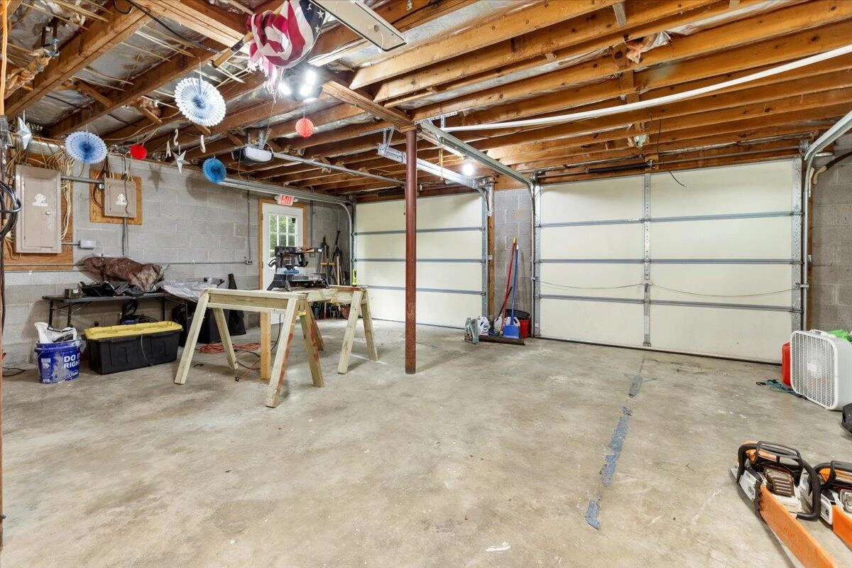 4831 Black Hollow RD - Photo 33
