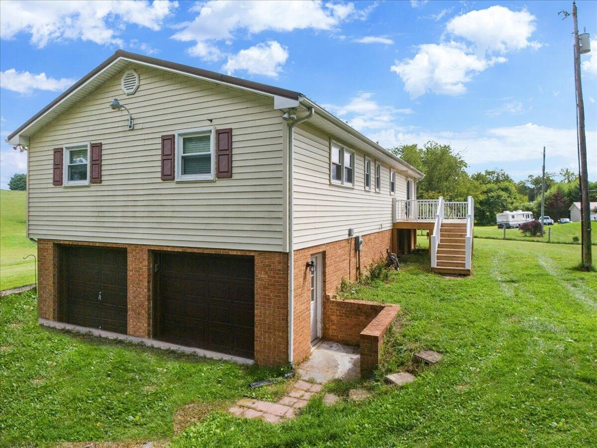 4831 Black Hollow RD - Photo 37