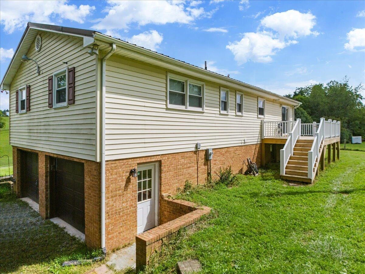 4831 Black Hollow RD - Photo 38
