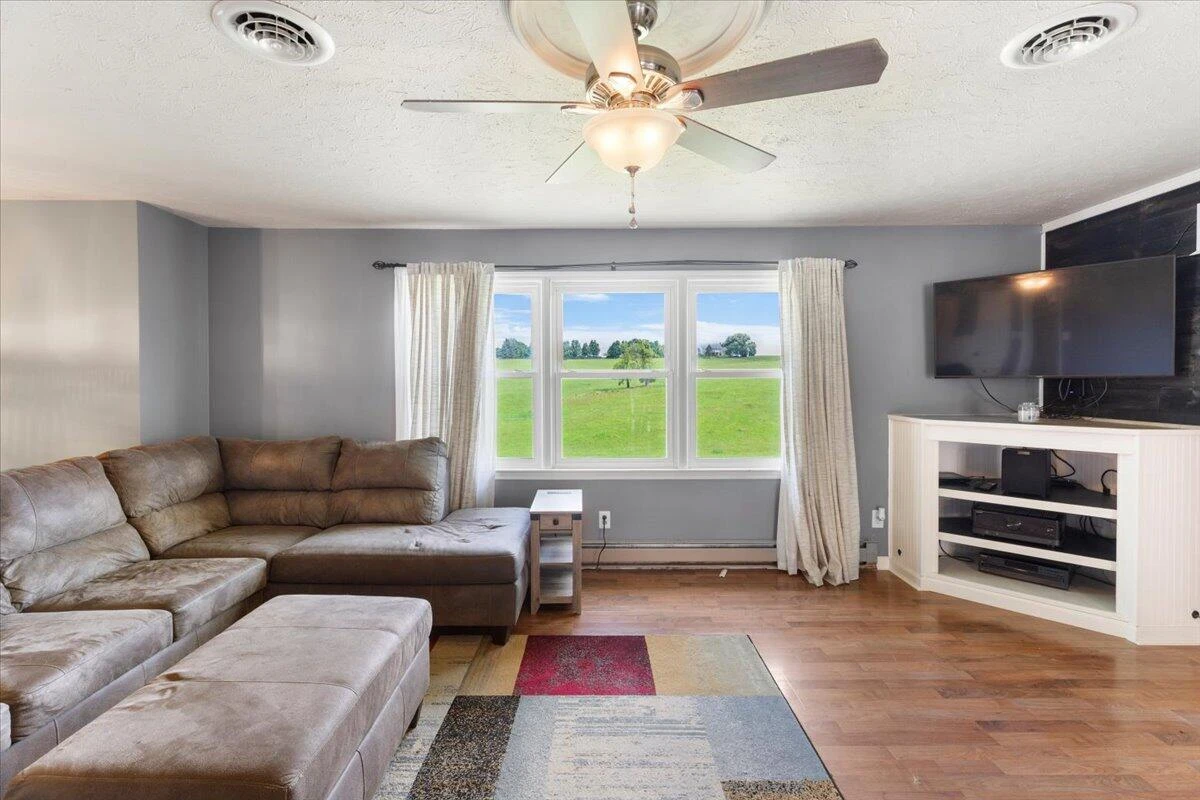 4831 Black Hollow RD - Photo 7