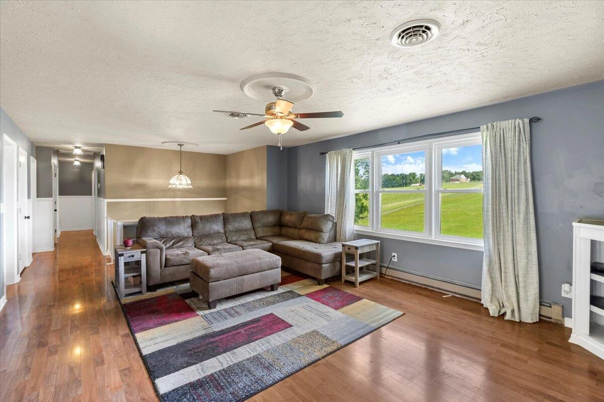 4831 Black Hollow RD - Photo 9