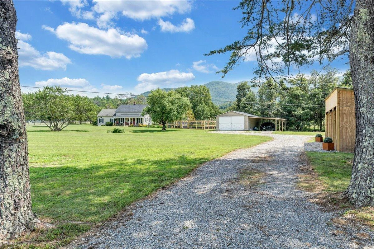5724 Upper Craigs Creek RD - Photo 29