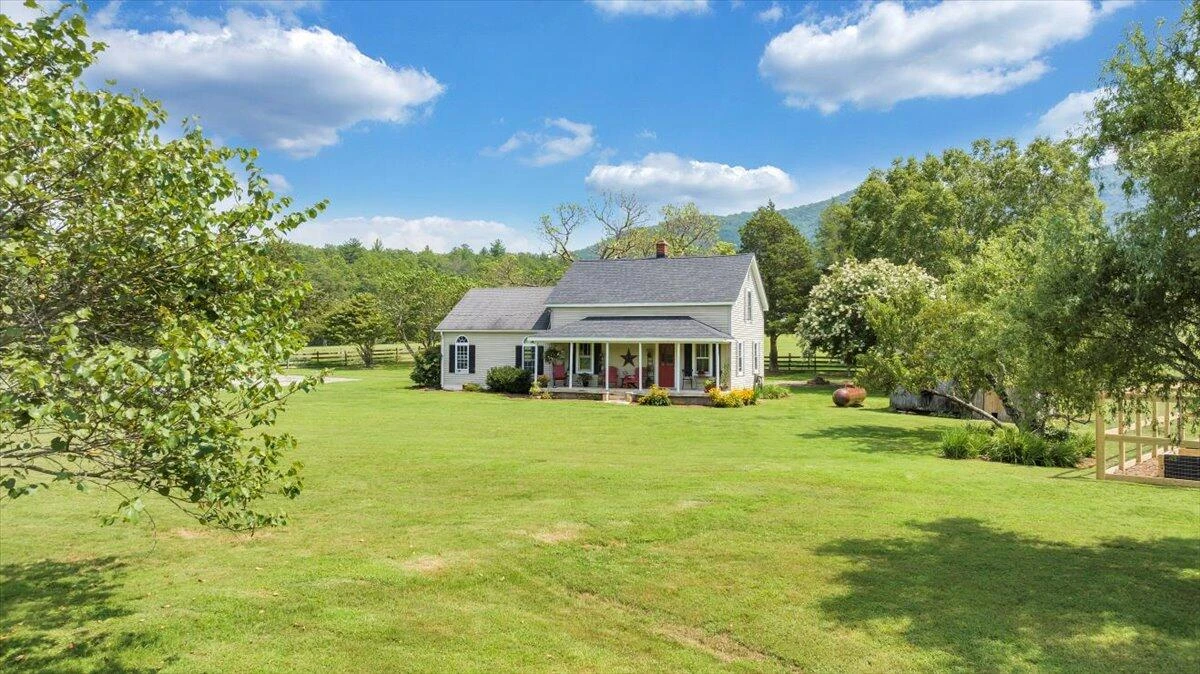5724 Upper Craigs Creek RD - Photo 37