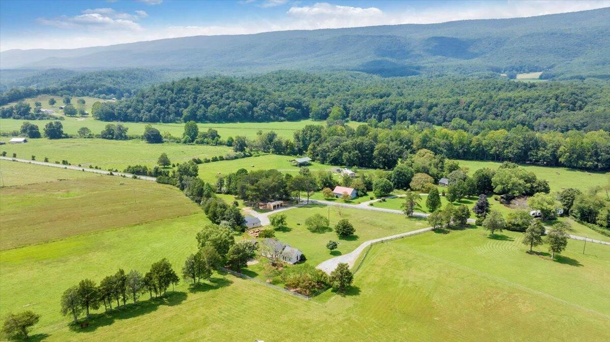 5724 Upper Craigs Creek RD - Photo 42