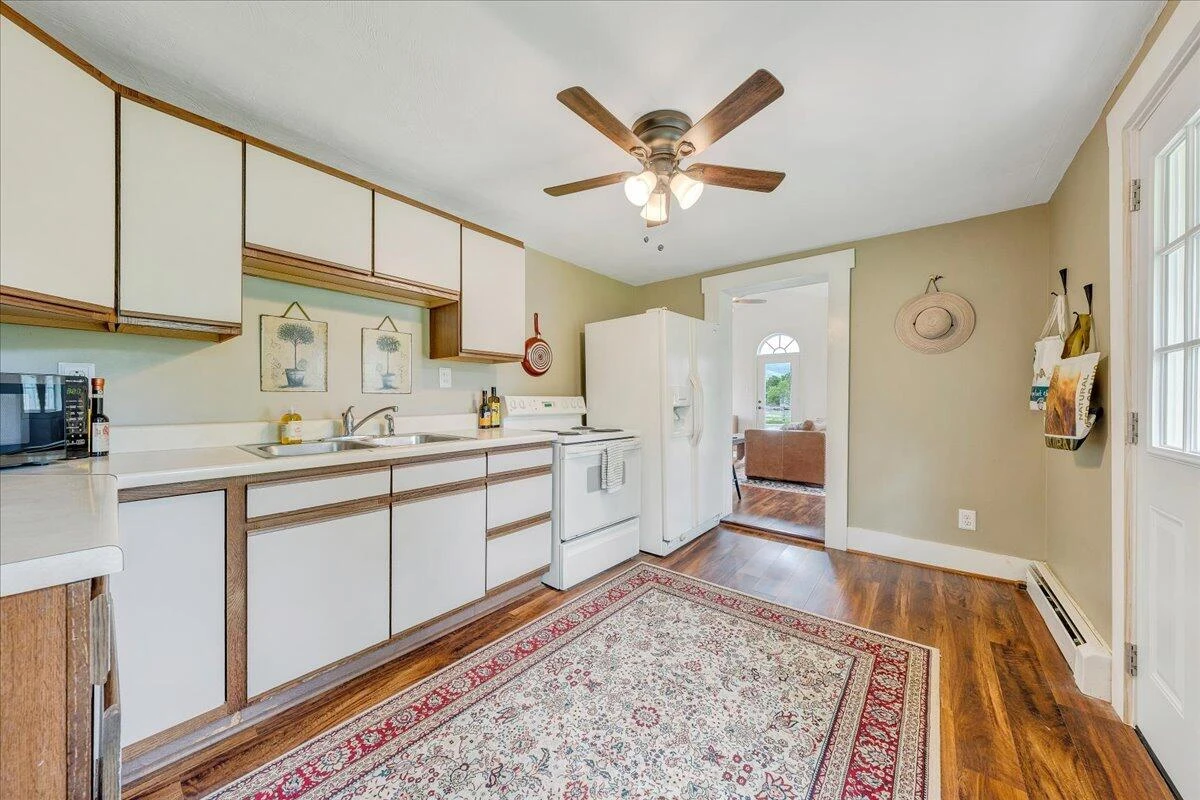5724 Upper Craigs Creek RD - Photo 59