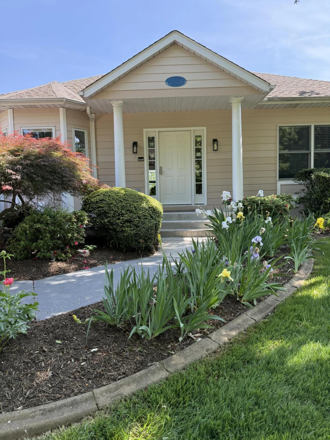 2326 Lake Retreat RD