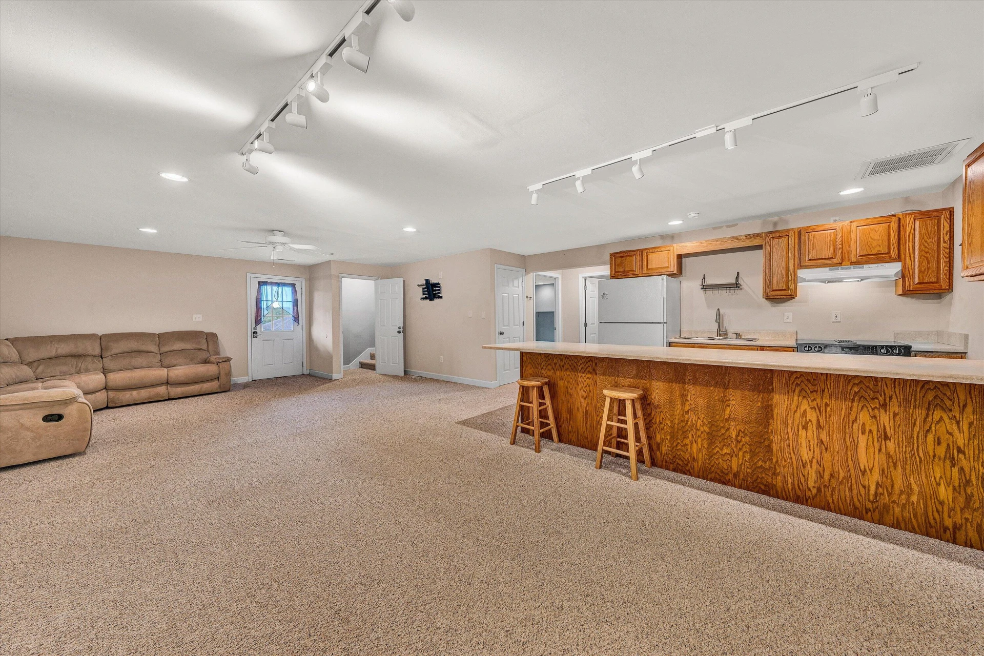 2326 Lake Retreat RD - Photo 16
