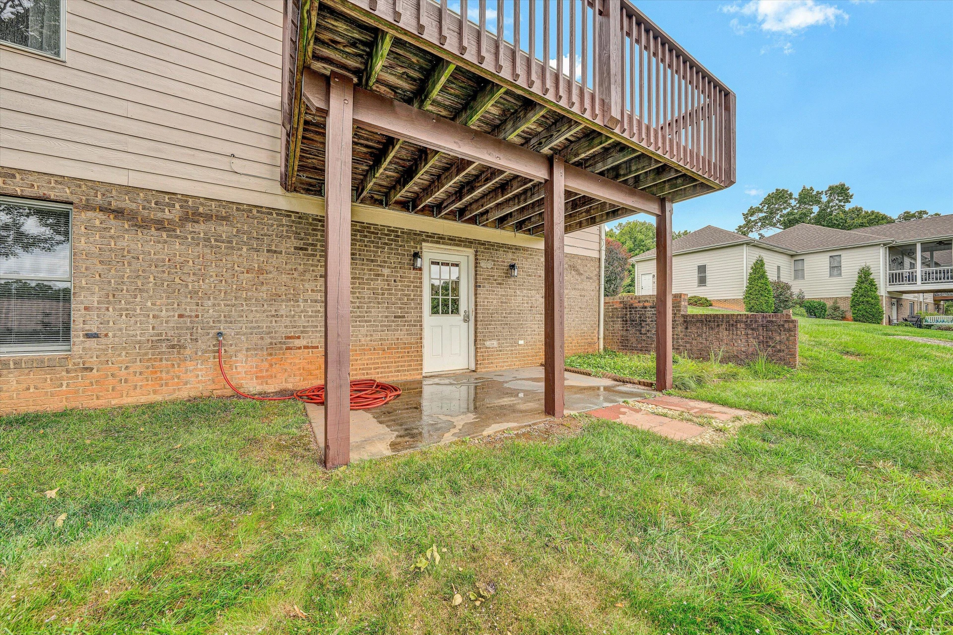 2326 Lake Retreat RD - Photo 27