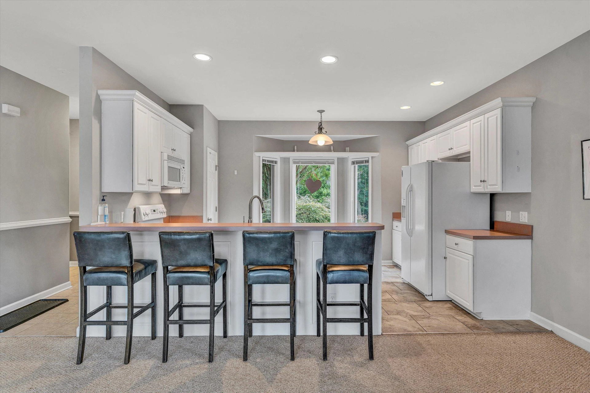 2326 Lake Retreat RD - Photo 8