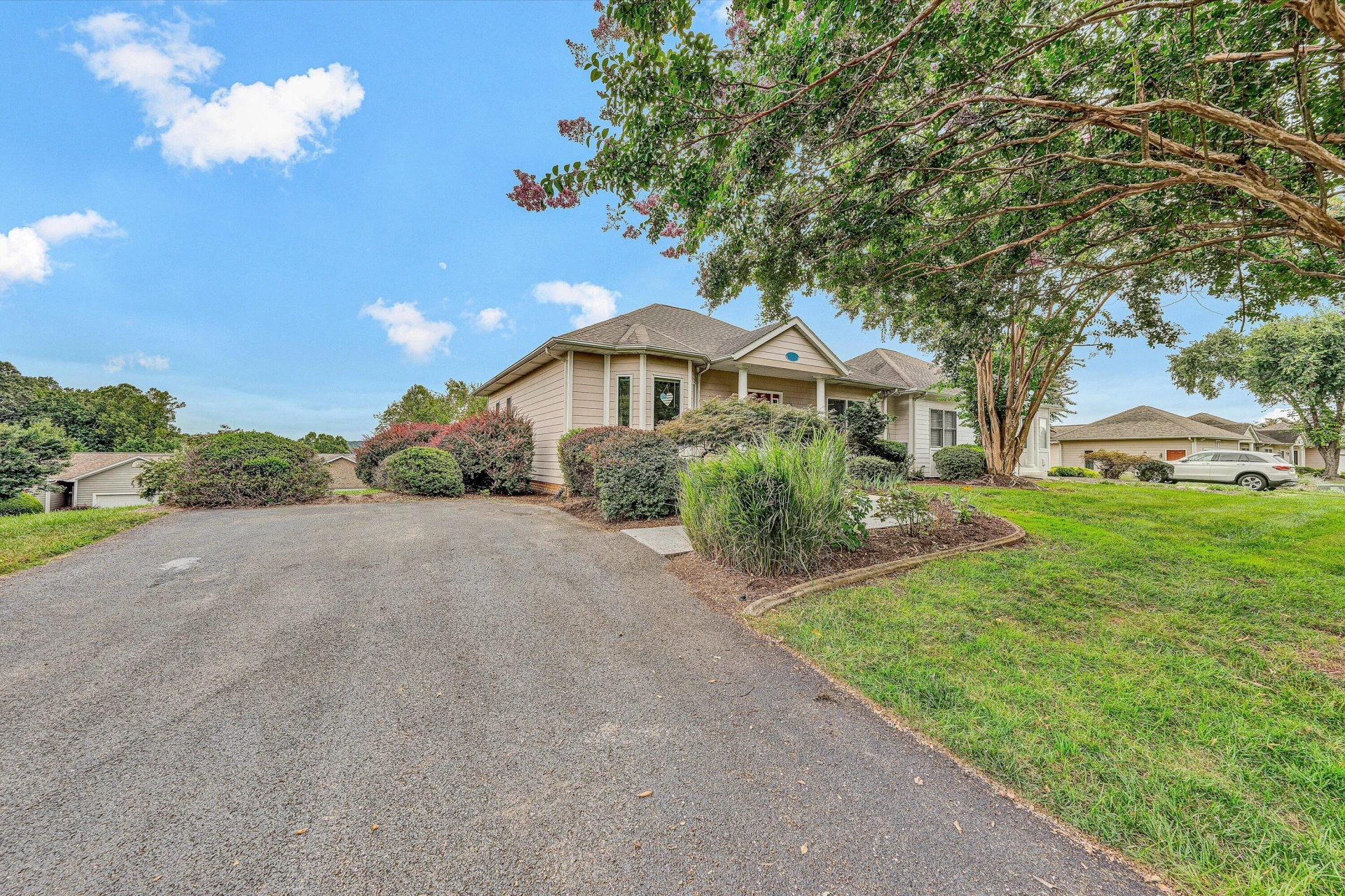 2326 Lake Retreat RD - Photo 9