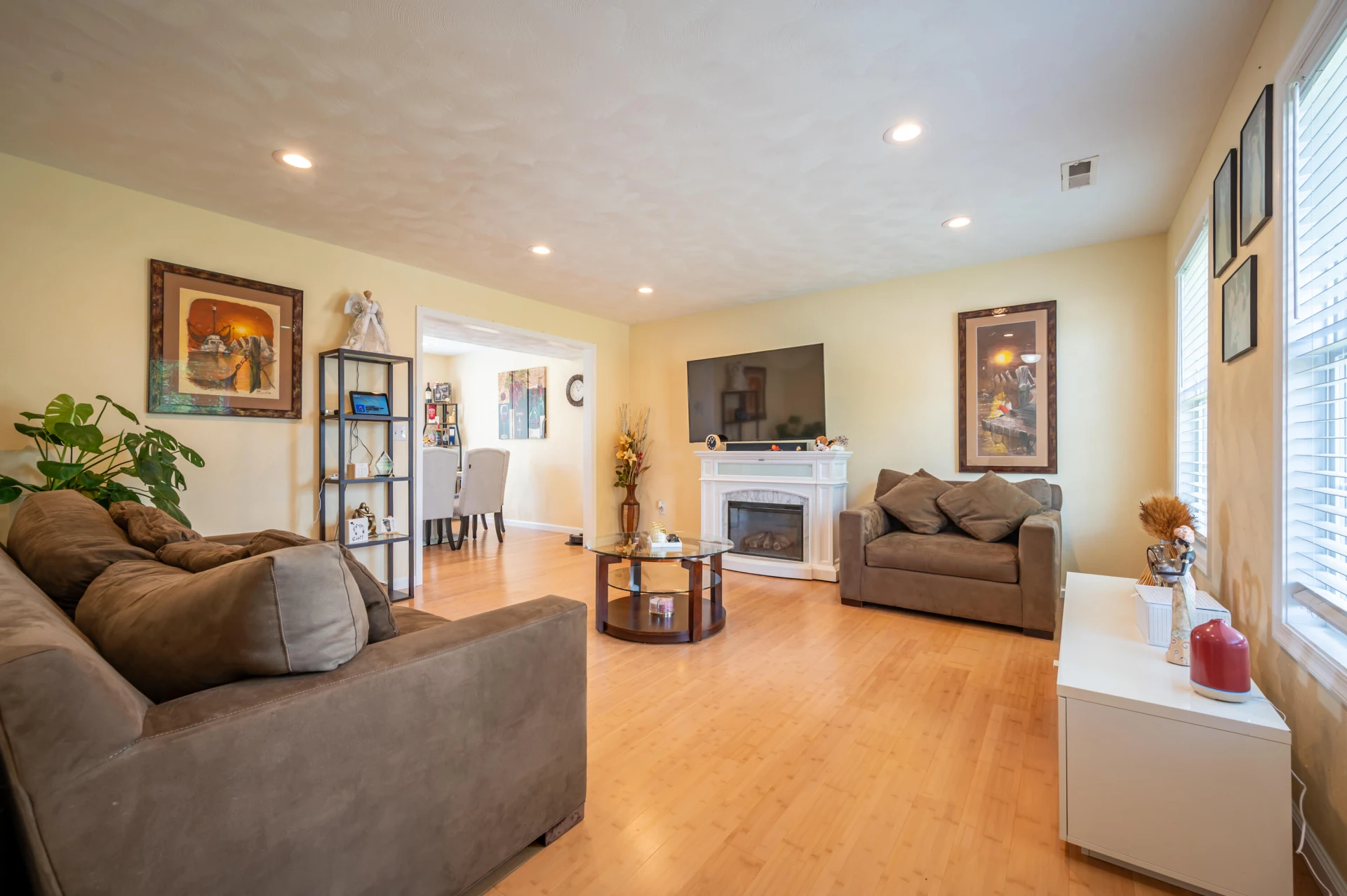 435 Majestic DR - Photo 7