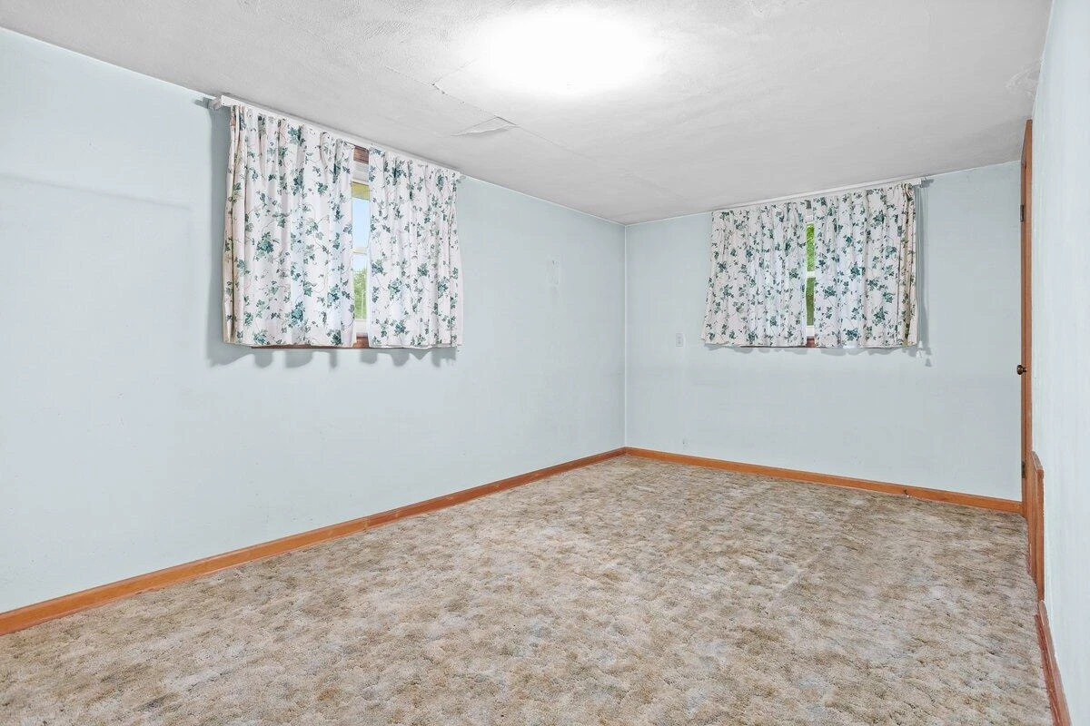 5840 Viewpoint AVE - Photo 26
