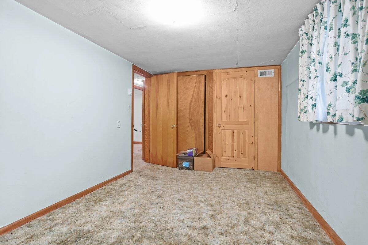 5840 Viewpoint AVE - Photo 27