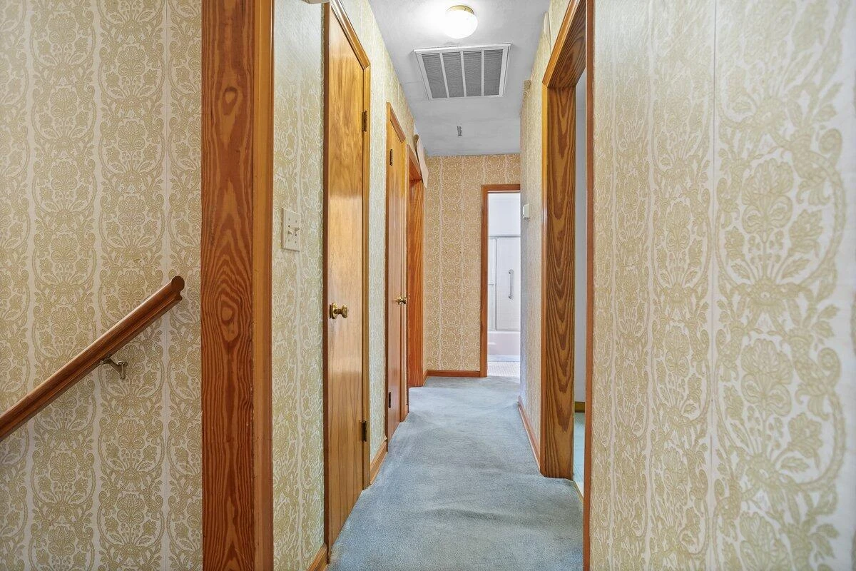 5840 Viewpoint AVE - Photo 15