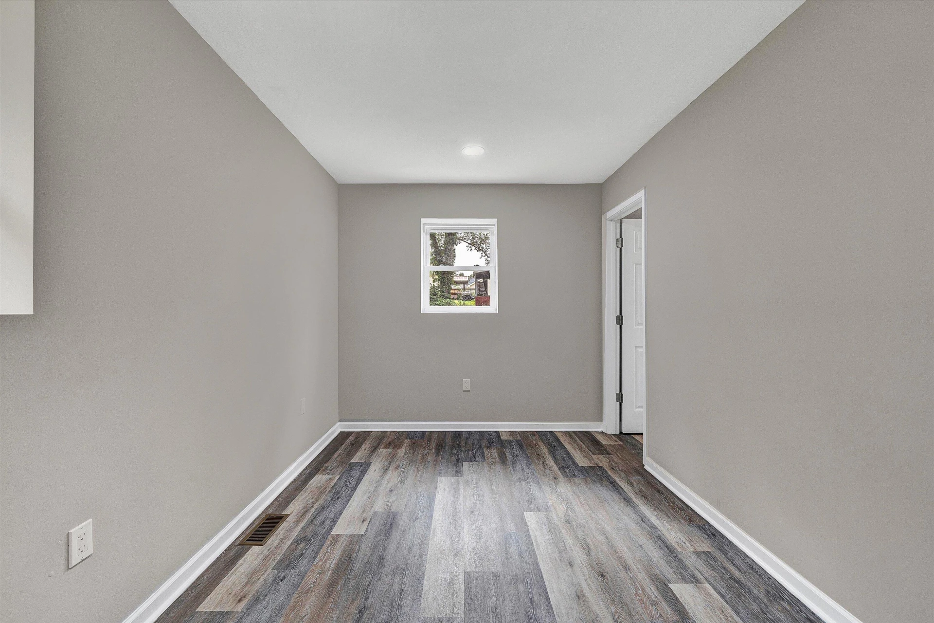 1745 19Th ST - Photo 11