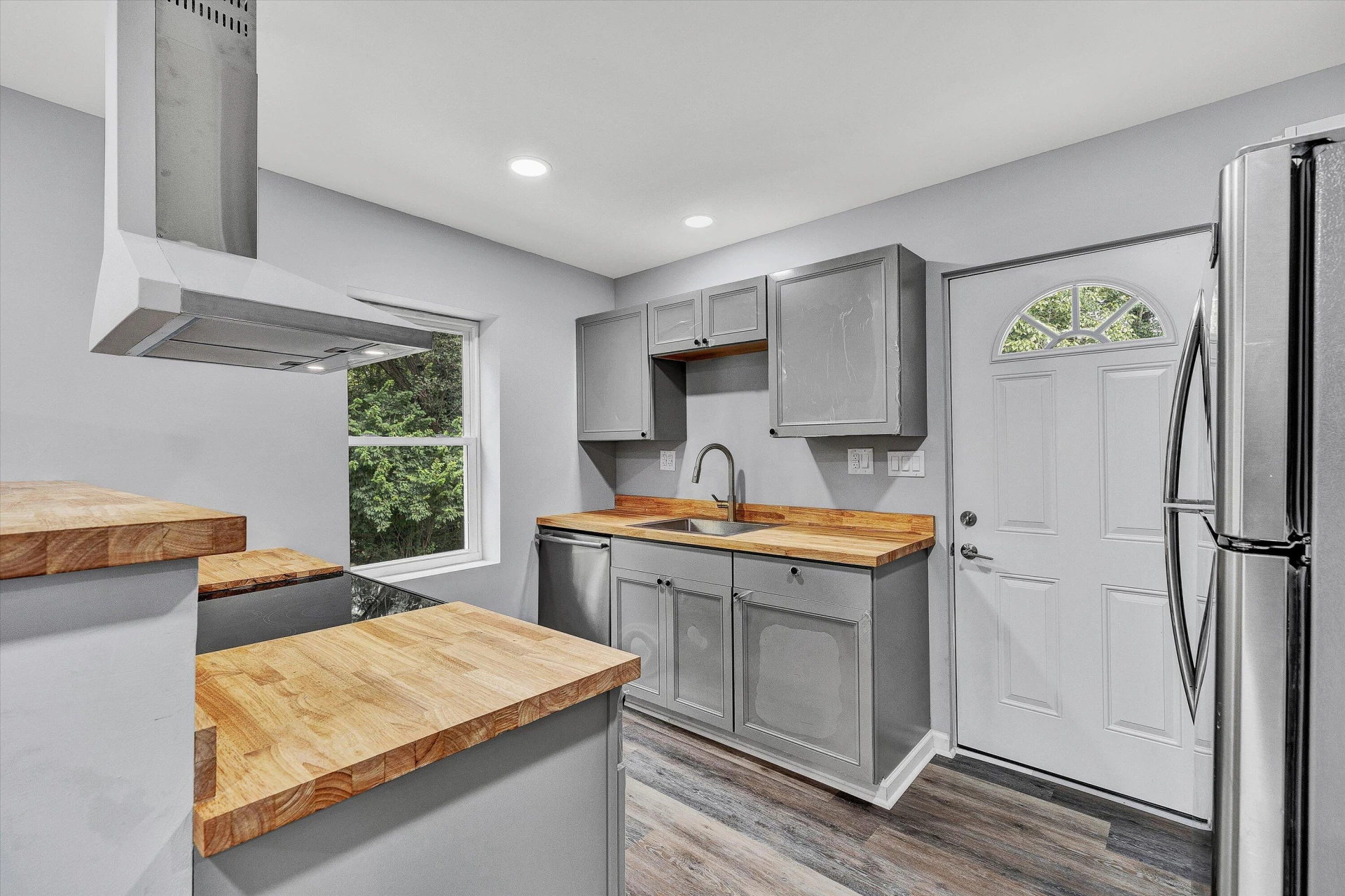 1745 19Th ST - Photo 7
