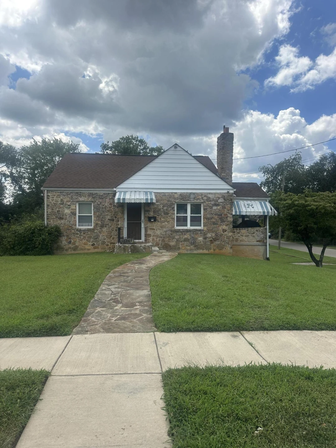 3452 Courtland RD
