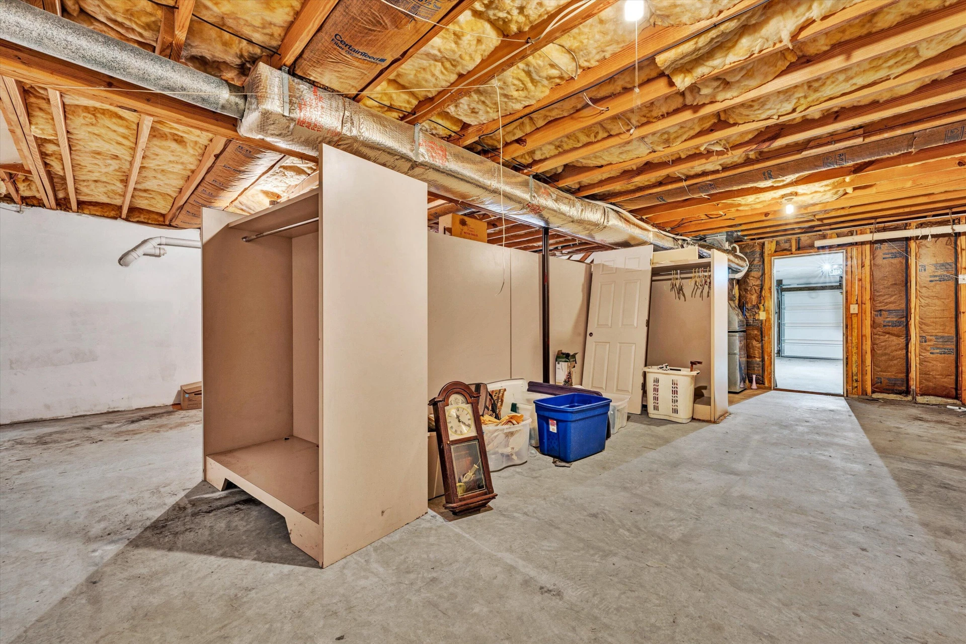 573 Crestland DR - Photo 33