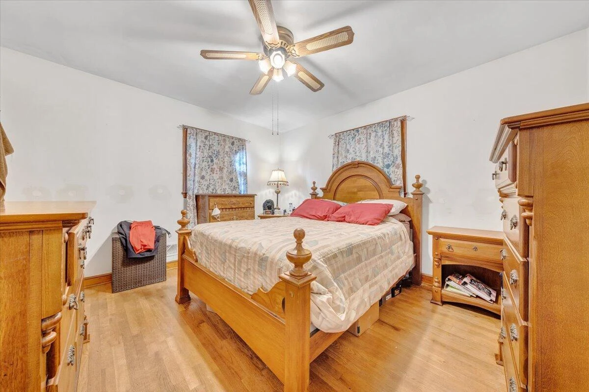 4133 Fielding AVE - Photo 15