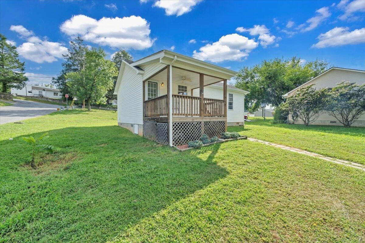 530 Jackson AVE - Photo 28