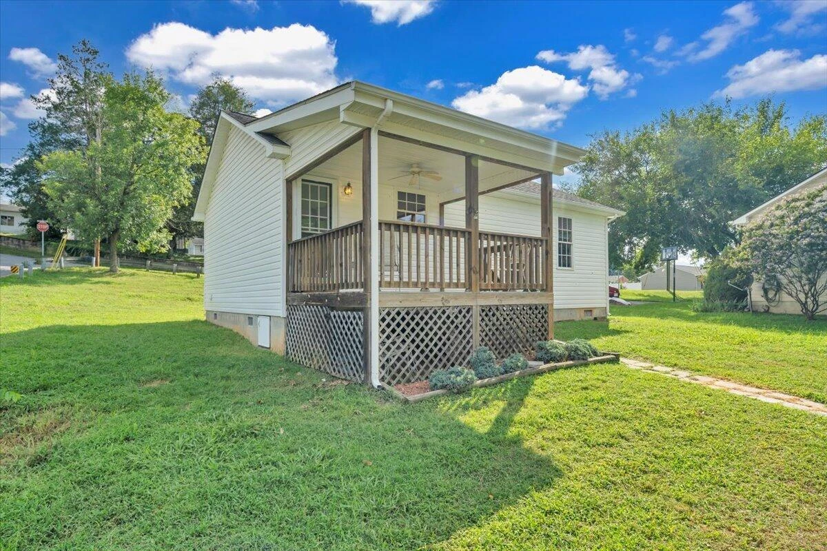 530 Jackson AVE - Photo 30