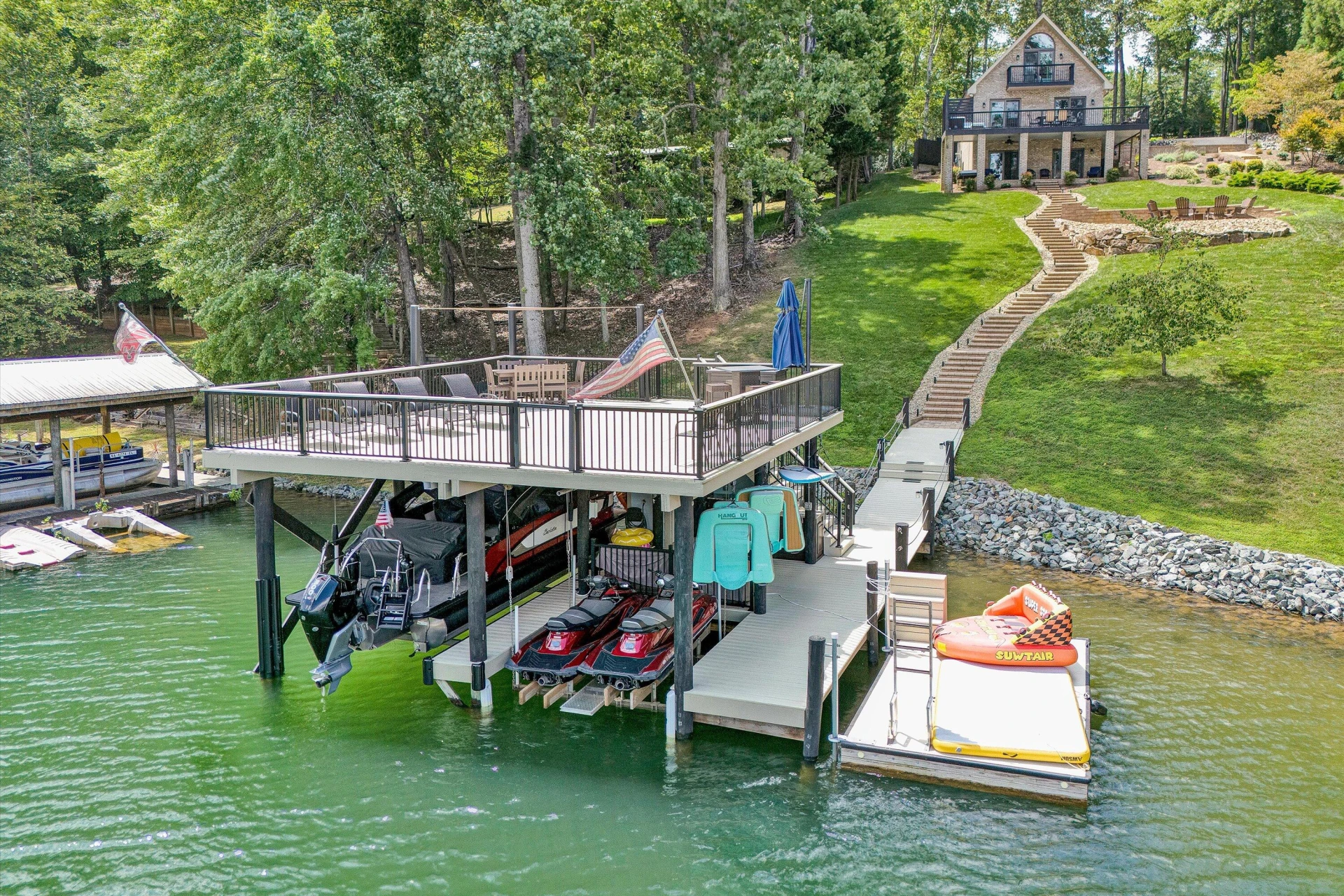 1012 Jefferson Dock RD - Photo 2