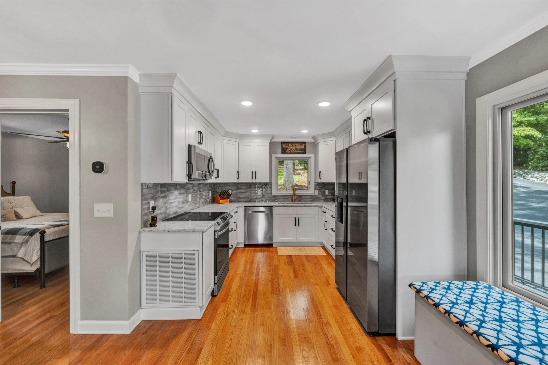 1012 Jefferson Dock RD - Photo 5