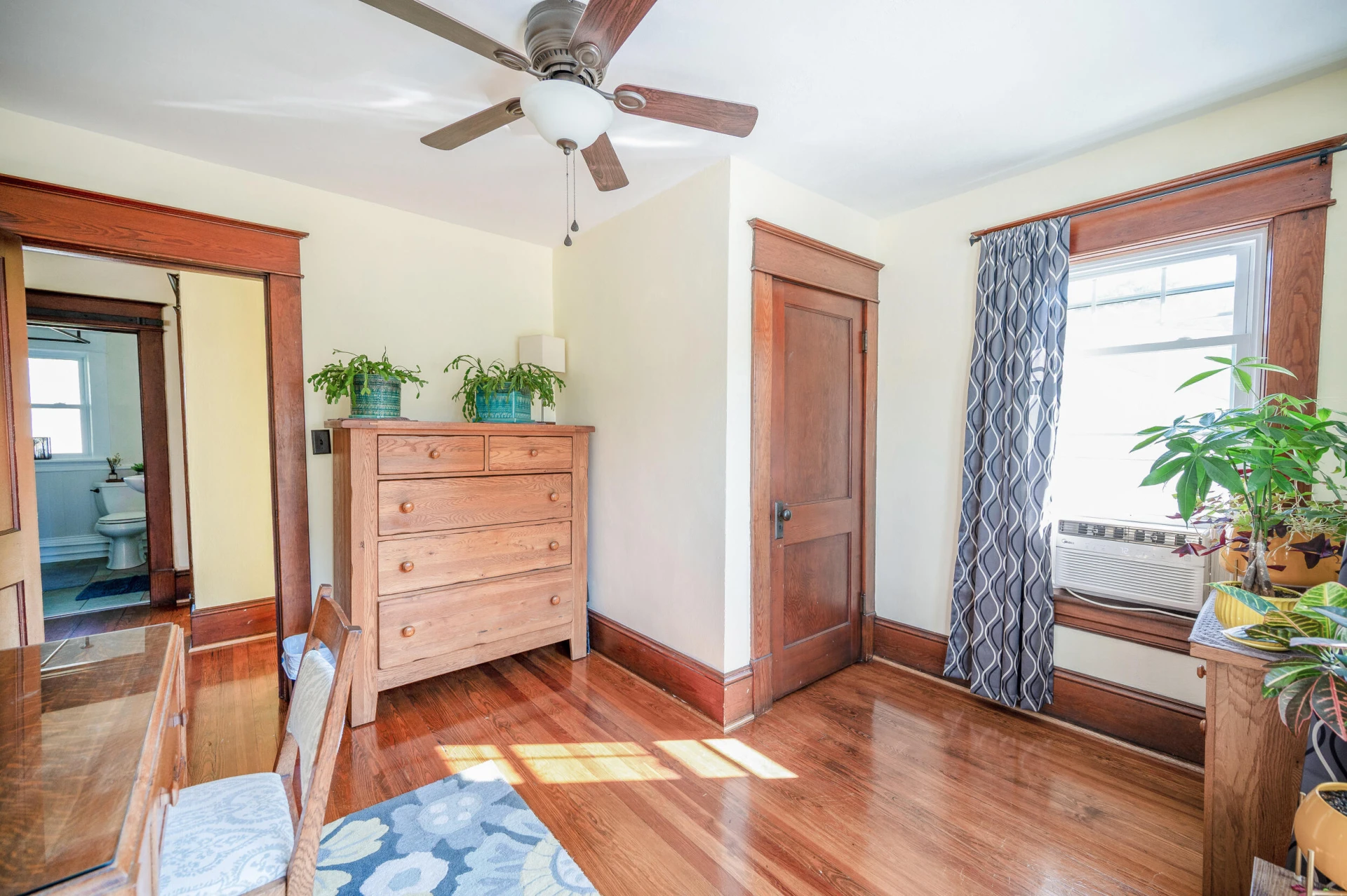 1710 Kenwood BLVD - Photo 32