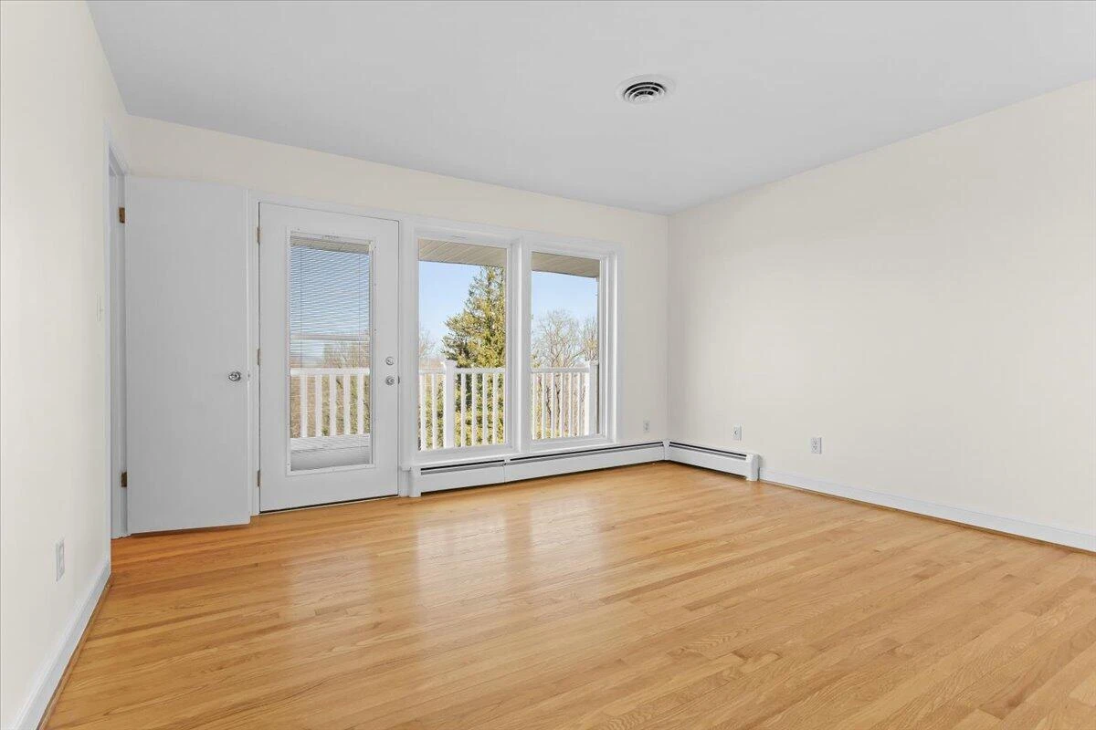 1909 Pelham DR - Photo 14