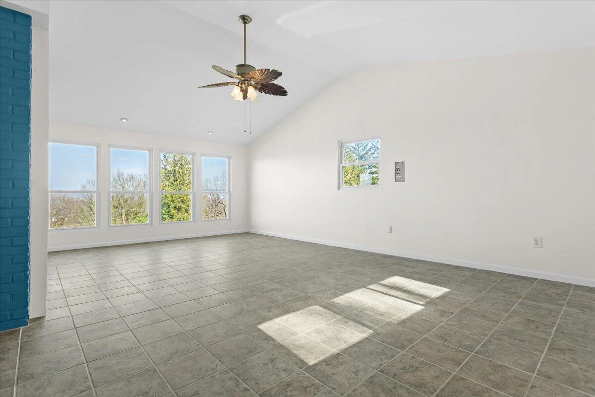 1909 Pelham DR - Photo 20