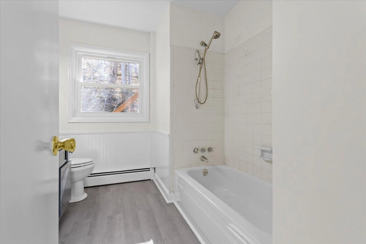 1909 Pelham DR - Photo 29