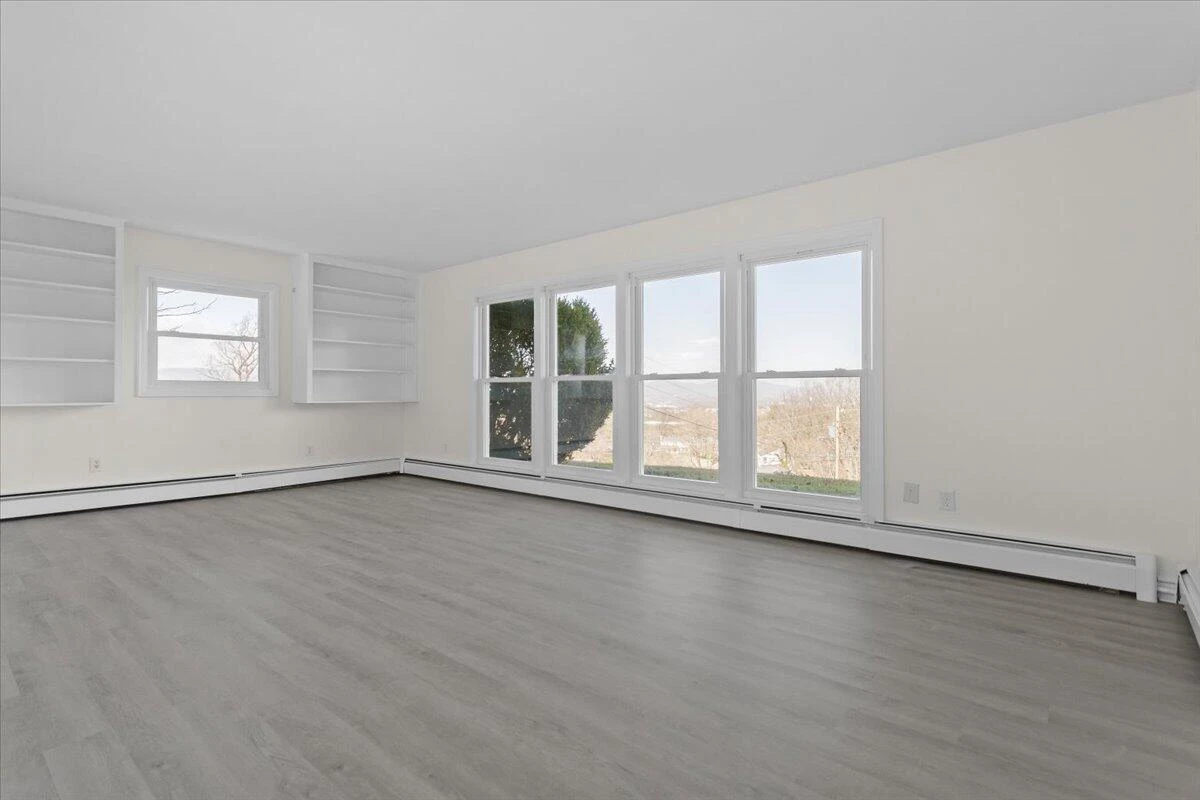 1909 Pelham DR - Photo 31