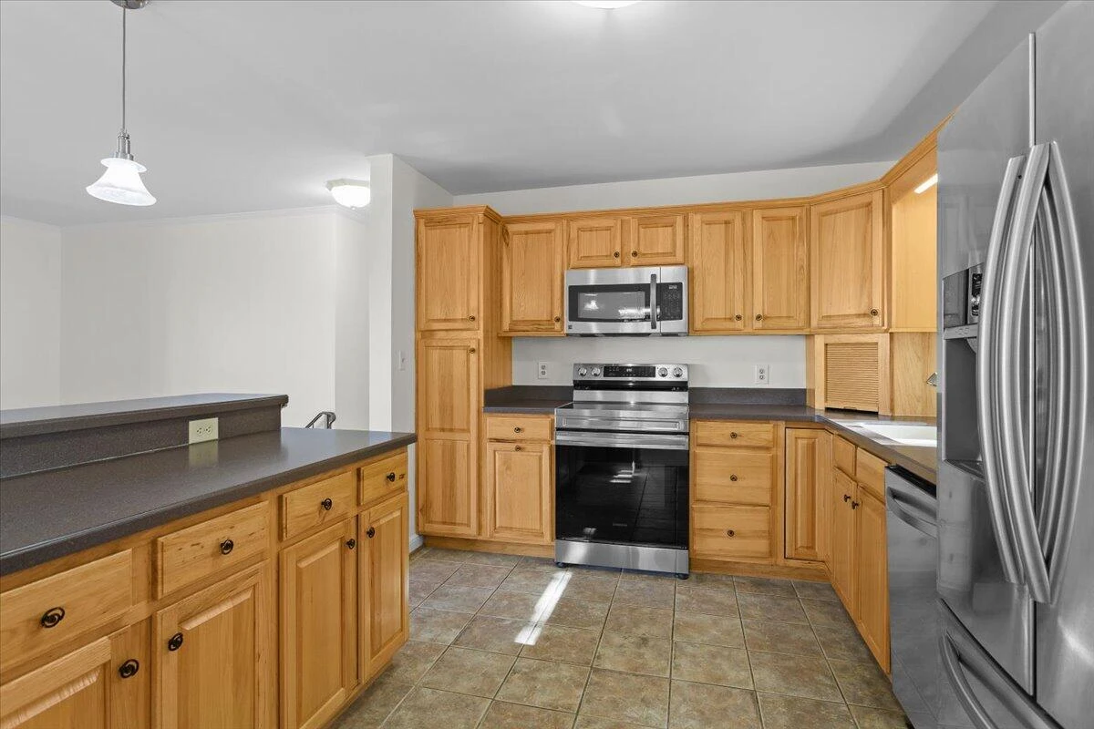 1909 Pelham DR - Photo 6